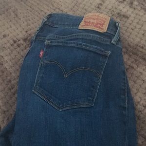 Levi 712 slim jeans